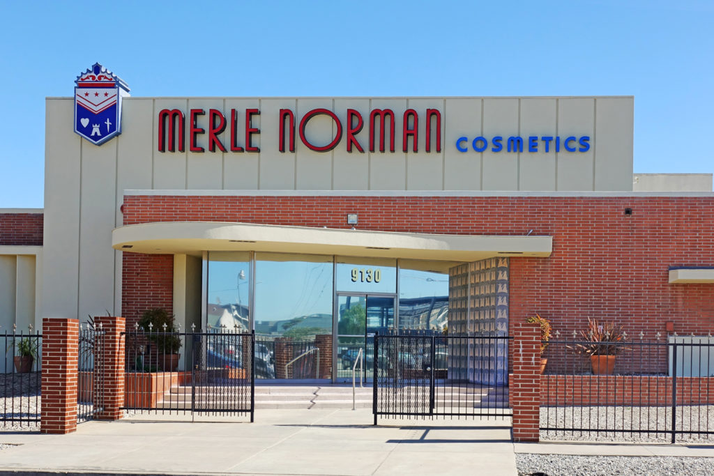 merle norman cosmetics franchise 